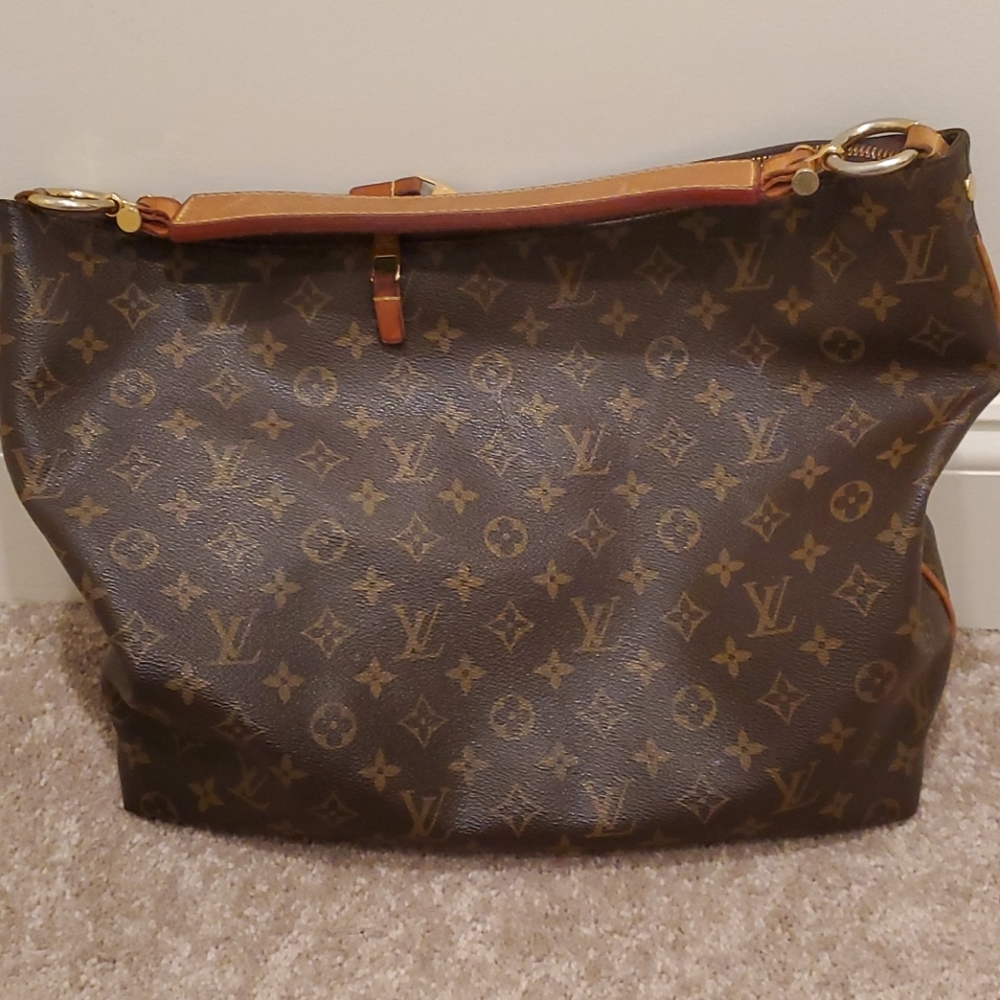 shoulder bag